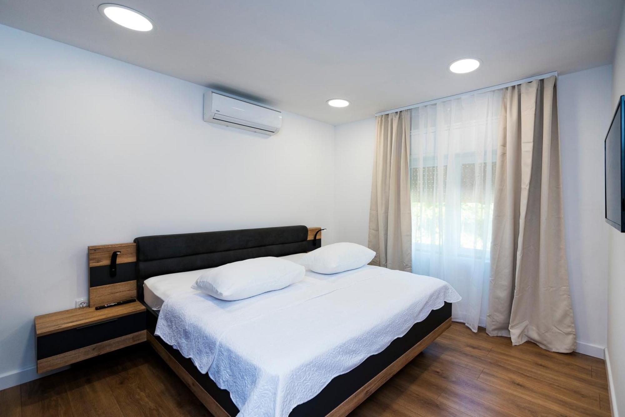 M&m Pelivan Apartment *