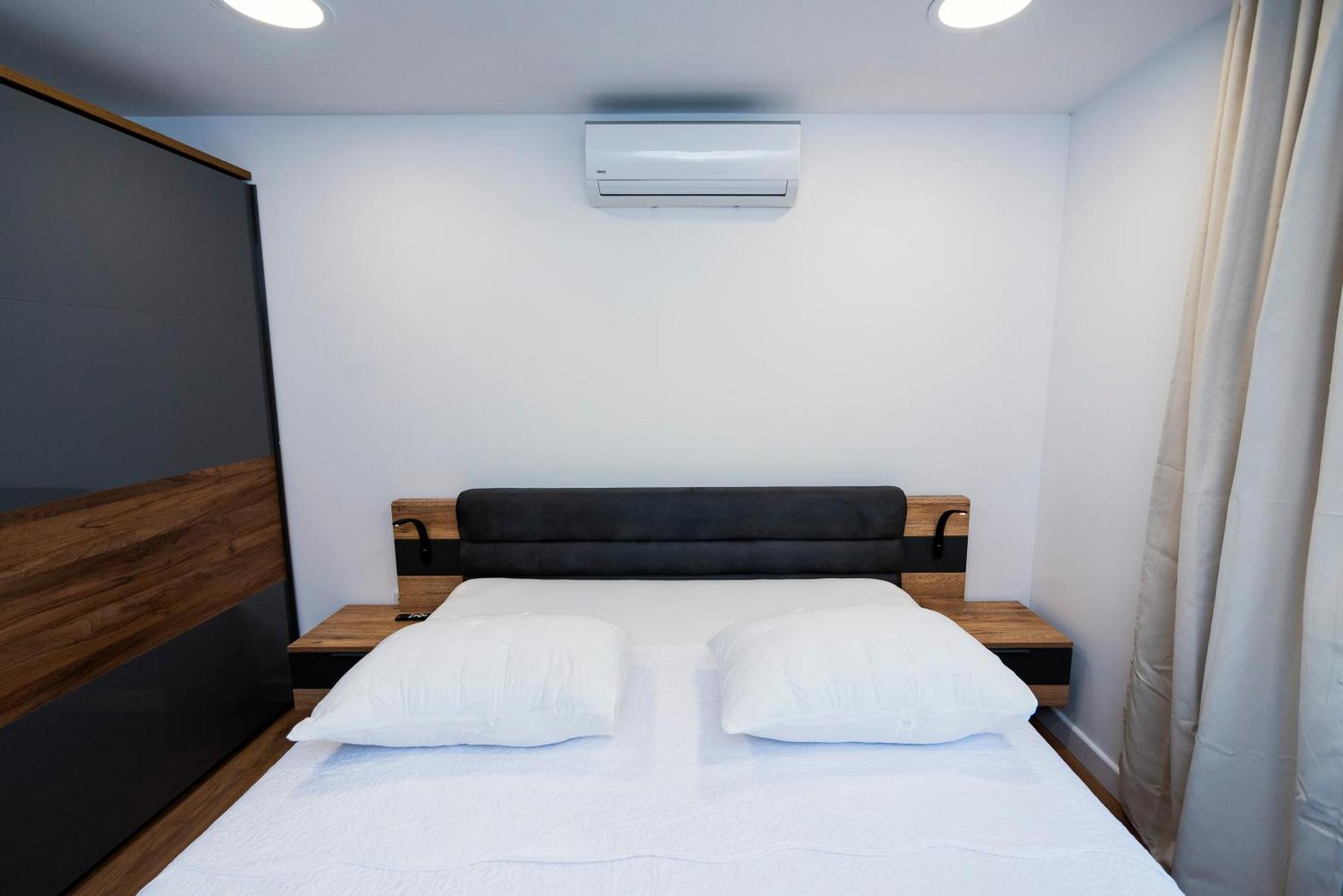 M&m Pelivan Apartment Solin